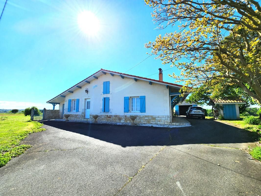 MONTFORT-EN-CHALOSSE Maison 5 pièces 120 m2 - Dépendances - Garage 2