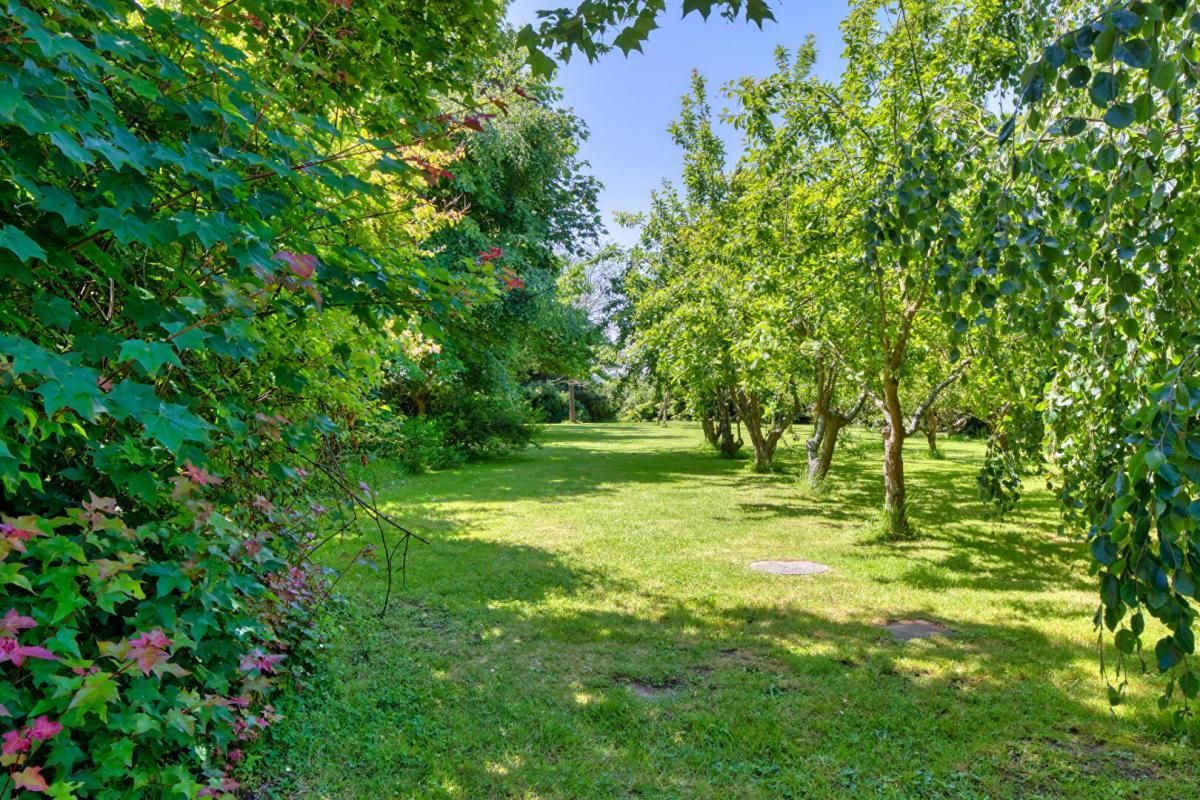 ETRETAT Propriété proche Etretat avec maison, gîte, piscine et dépendances 1