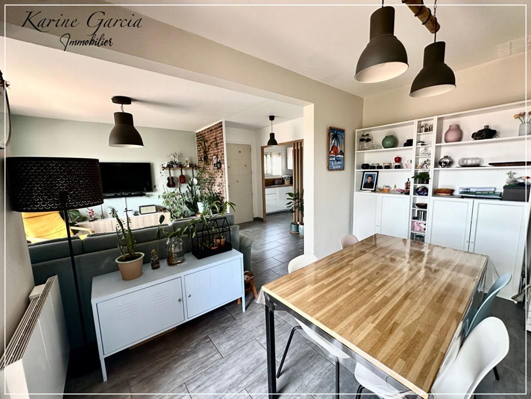 LA GARDE Appartement La Garde 5 pièce(s) 84 m2 - Haut de villa - terrain 233 M² - garage 4