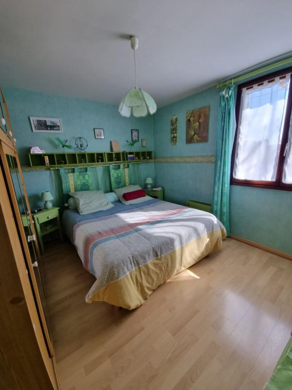 LES BORDES Maison 3 chambres et sous sol 4