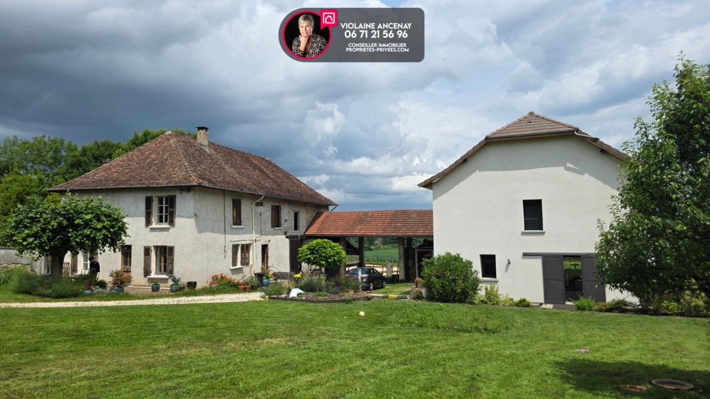 Tènement immobilier 340 m2 en 2 maisons + grange + terrain