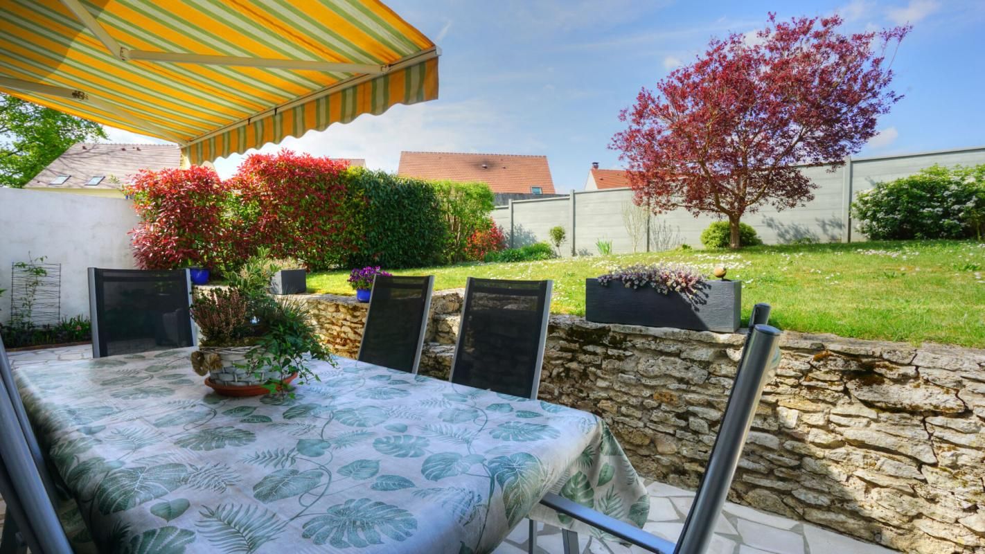 FLEURINES Fleurines - Maison 5 pièces - 3 Chambres - Garage et jardin 2