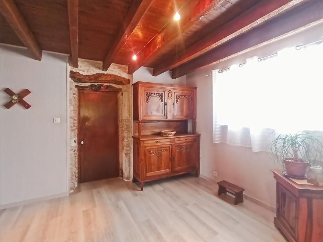 CAGNAC-LES-MINES Maison de caractère de 240 m2 proche Albi ! 4
