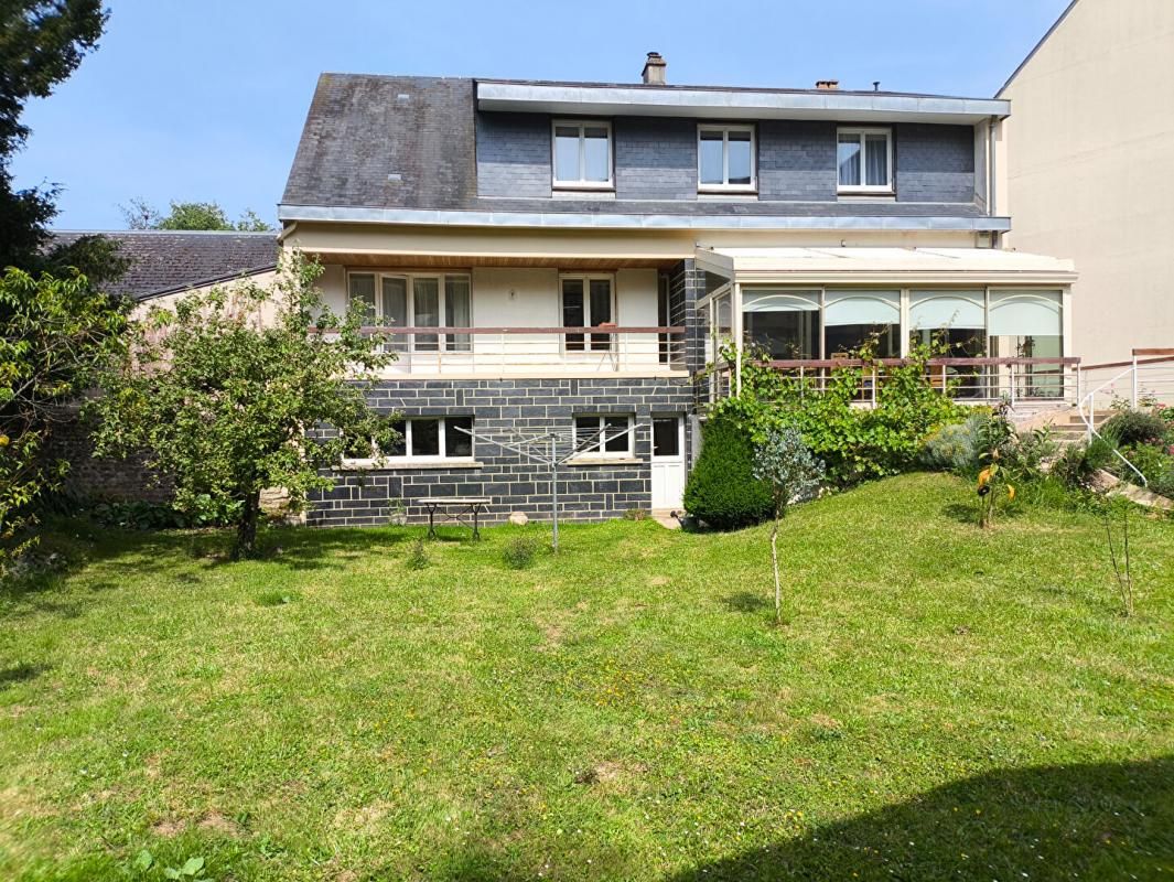 ALENCON Maison centre ville avec jardin et garage 2