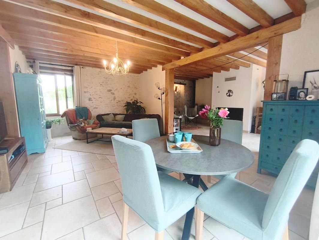 COURTACON Maison Courtacon 2