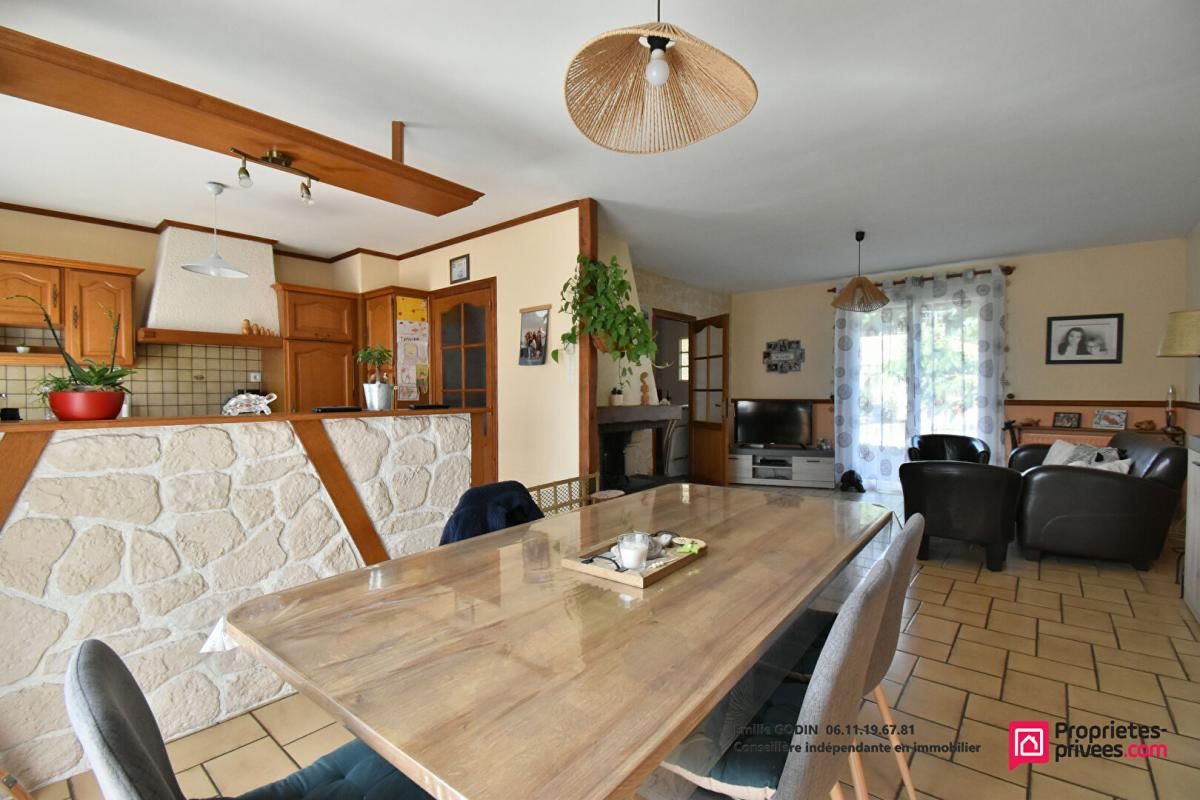 MAULEVRIER Maison Maulevrier 6 pièce(s) 129 m2 3
