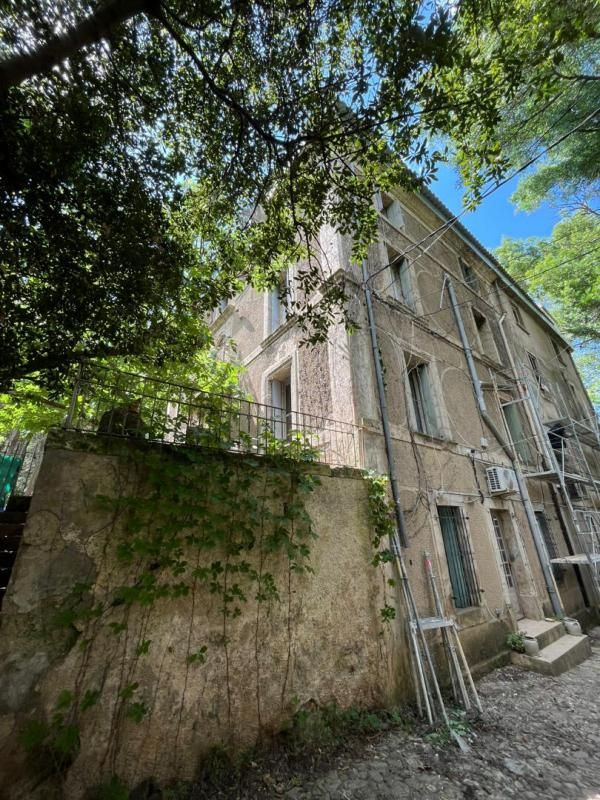 GIGNAC Propriété d'agrément Gignac 790 m2 3