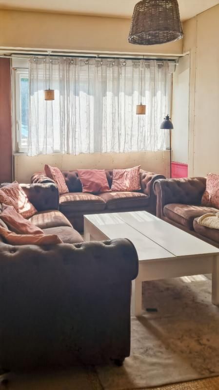 LE MANS Maison Le Mans 10 pièce(s) 200 m2 4