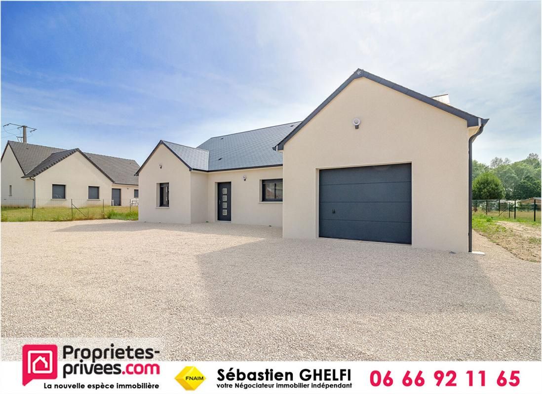 CONTRES maison de plain-pied-grande pièce de vie-3 chambres dont 1 suite-grand garage- 2