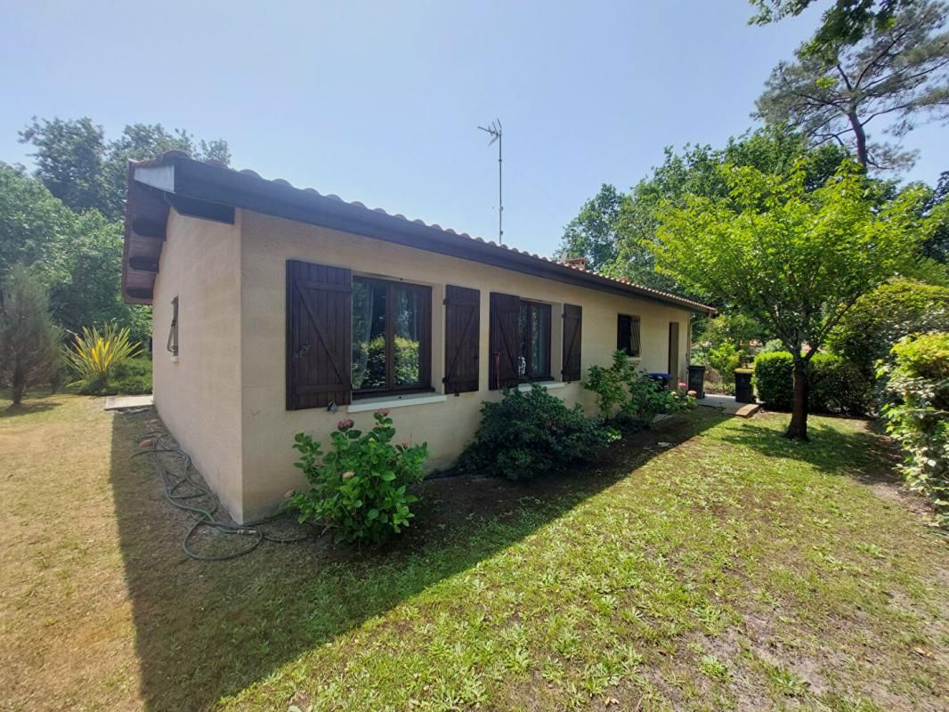 ANDERNOS-LES-BAINS Maison Andernos Les Bains 4 pièce(s) 90 m2 2