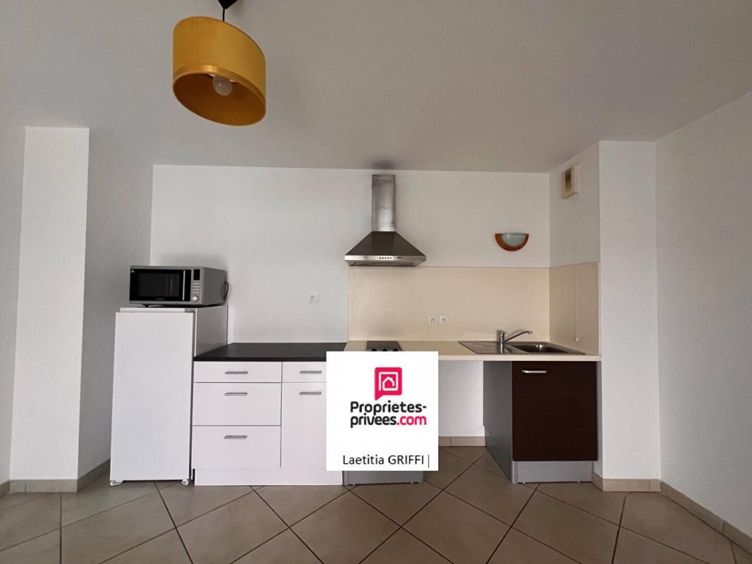 FREJUS Appartement Frejus 3 pièce(s) 61.57 m2 3