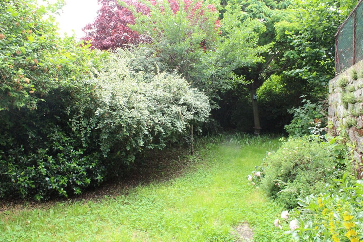 LANGOGNE Maison en pierre 3