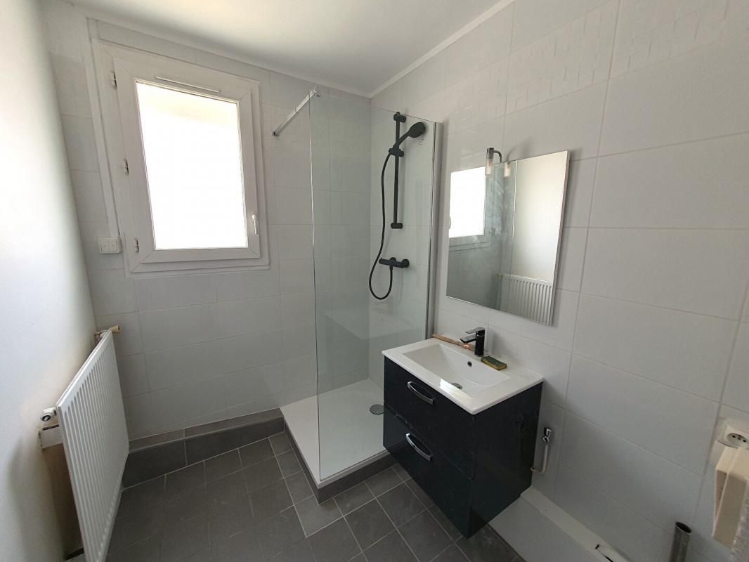BOURGES Appartement Bourges 3 pièce(s) 56 m2 4