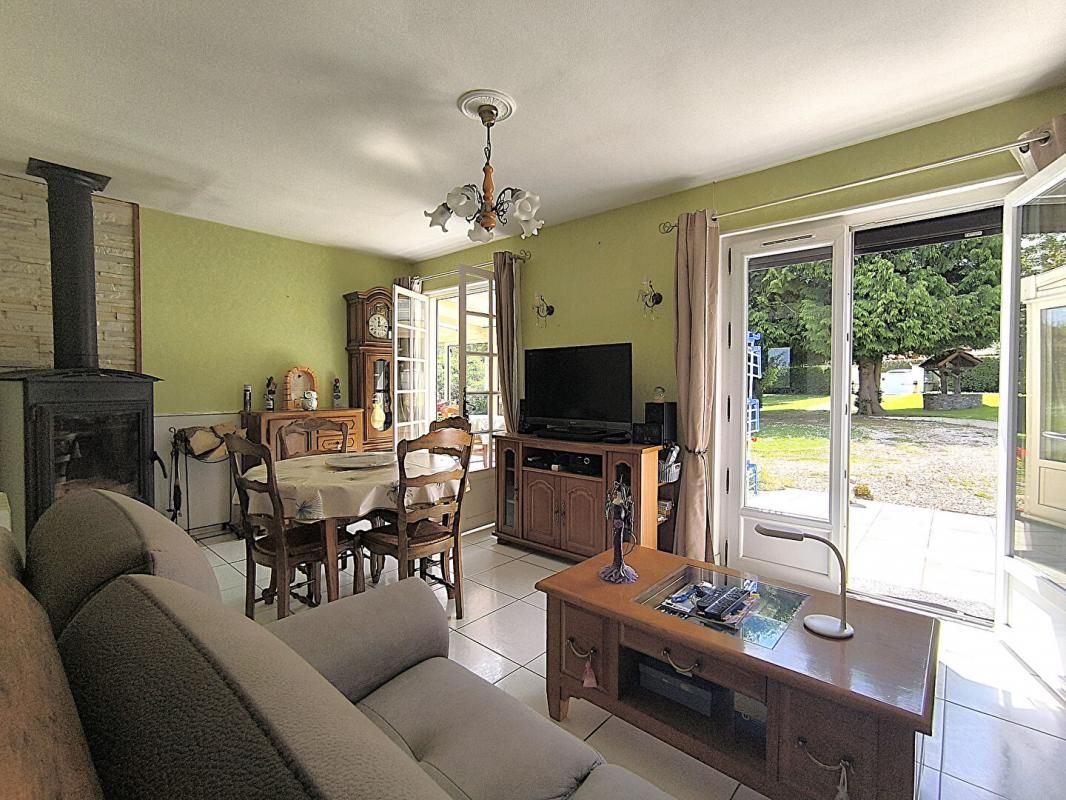 LYONS-LA-FORET Maison de plain pied Lyons La Foret 4 pièce(s) 60 m2 + véranda 4