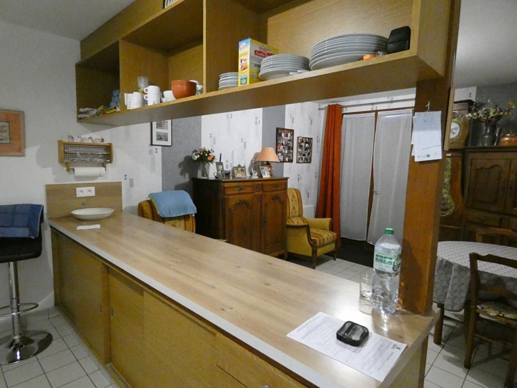 SAINT-PIERRE-SUR-DIVES Ensemble immobilier Saint Pierre en Auge 6 pièces 392 m2 3