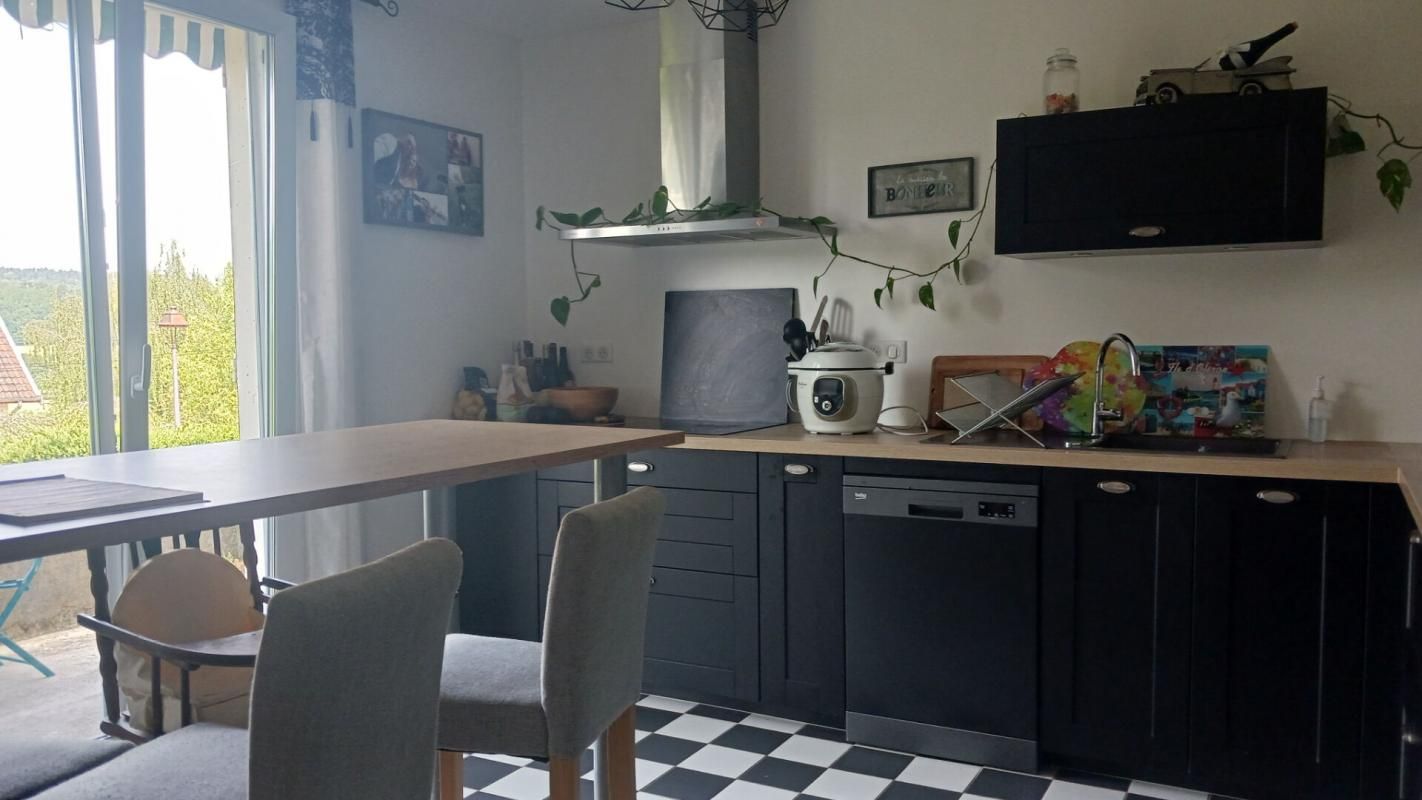 LAVIGNY Maison sur sous-sol semi enterré avec dépendances 5 pièce(s) 100 m2 2