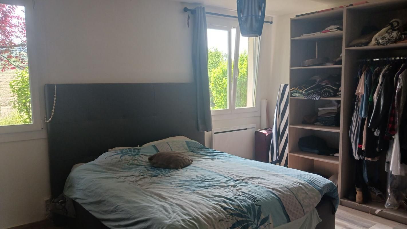 LAVIGNY Maison sur sous-sol semi enterré avec dépendances 5 pièce(s) 100 m2 4