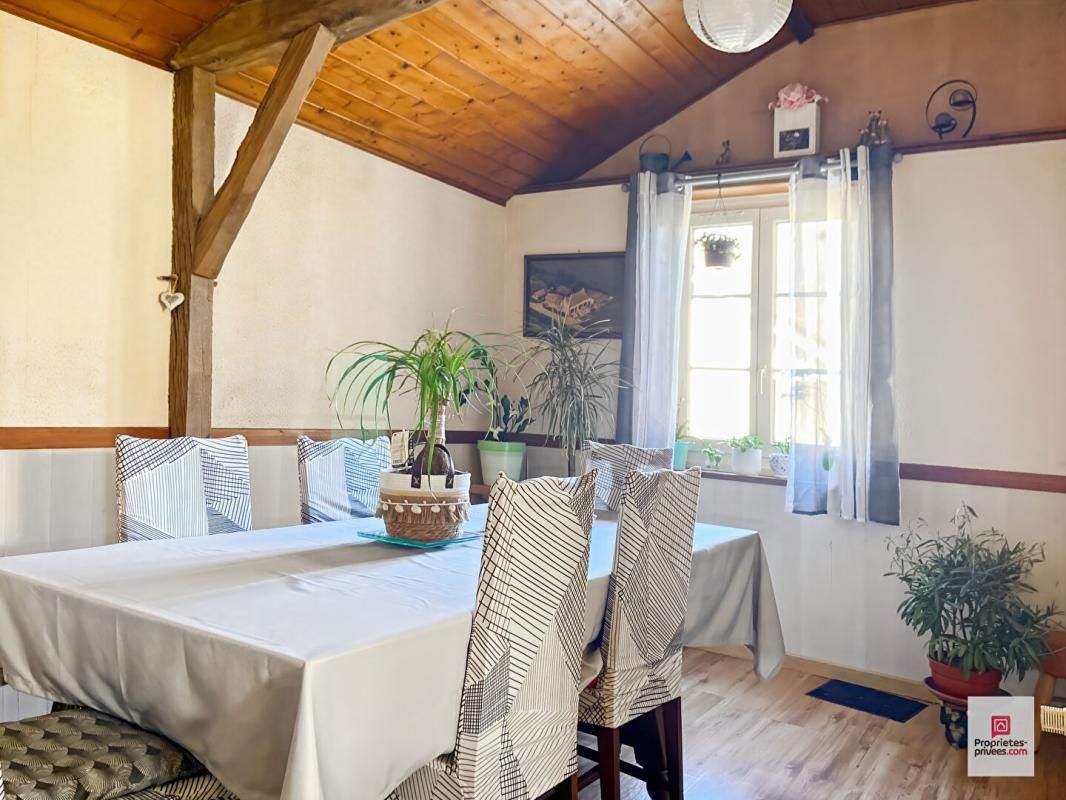 PRECIGNE Maison Precigne 7 pièce(s) 159 m2 4