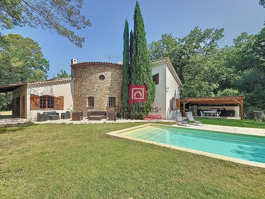 LA MOTTE Villa de caractère- La Motte 9 pièces-226 m2- PISCINE- GARAGE 2