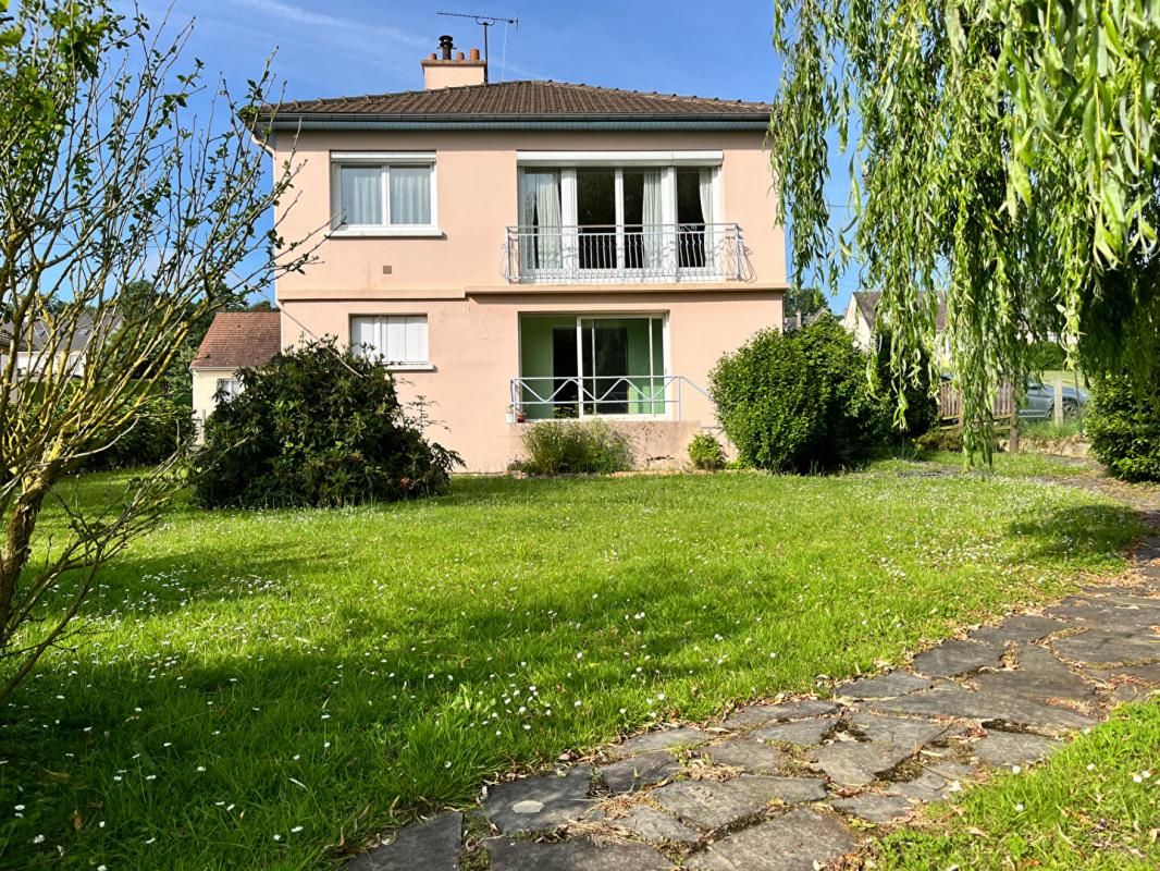 PONT-D'OUILLY AGREABLE MAISON PONT D'OUILLY - 5 PIECES / 3 CHAMBRES 3
