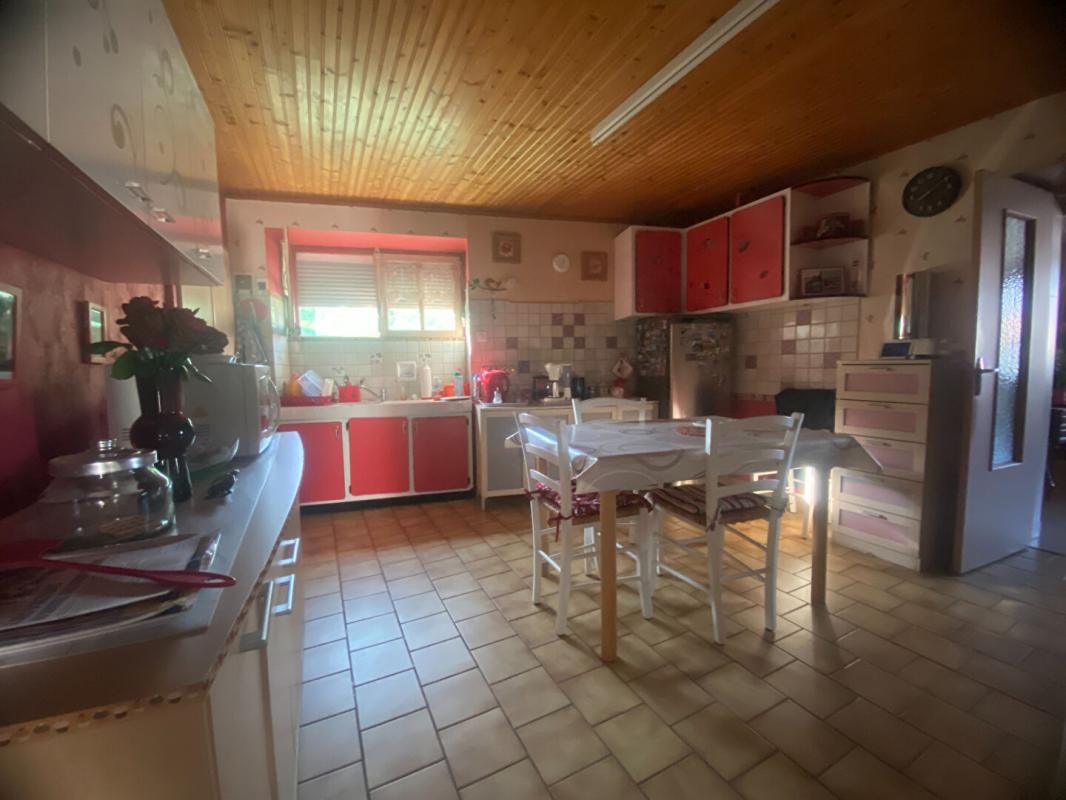 PRAHECQ Maison Prahecq 6 pièce(s) 135 m2 3