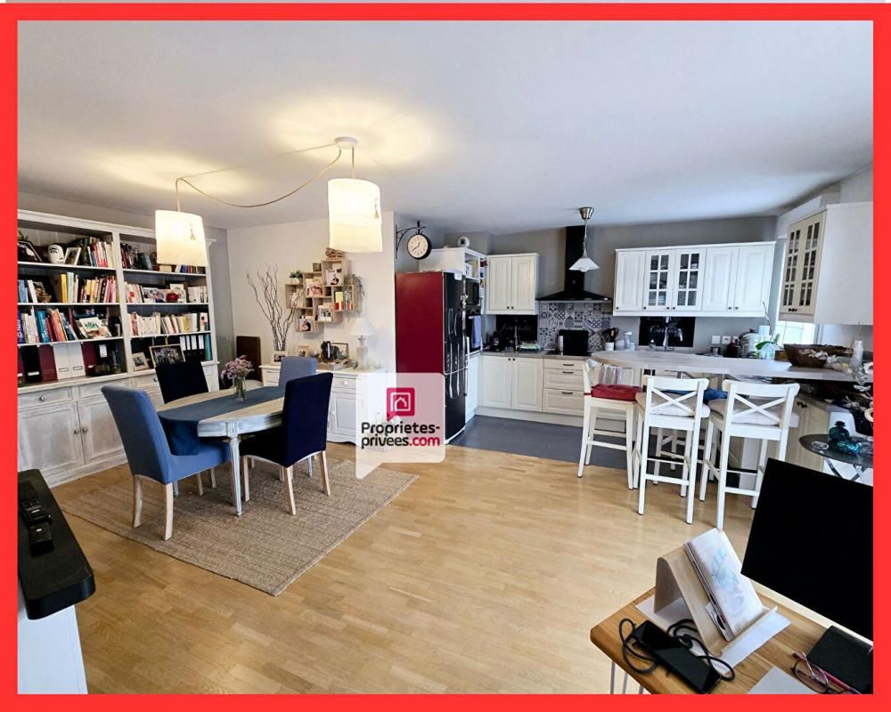 NOISY-LE-GRAND 93160 NOISY LE GRAND -CENTRE - Appartement 3 pièces 66.65 m² - 2 Chambres - Balcon- Double box 2