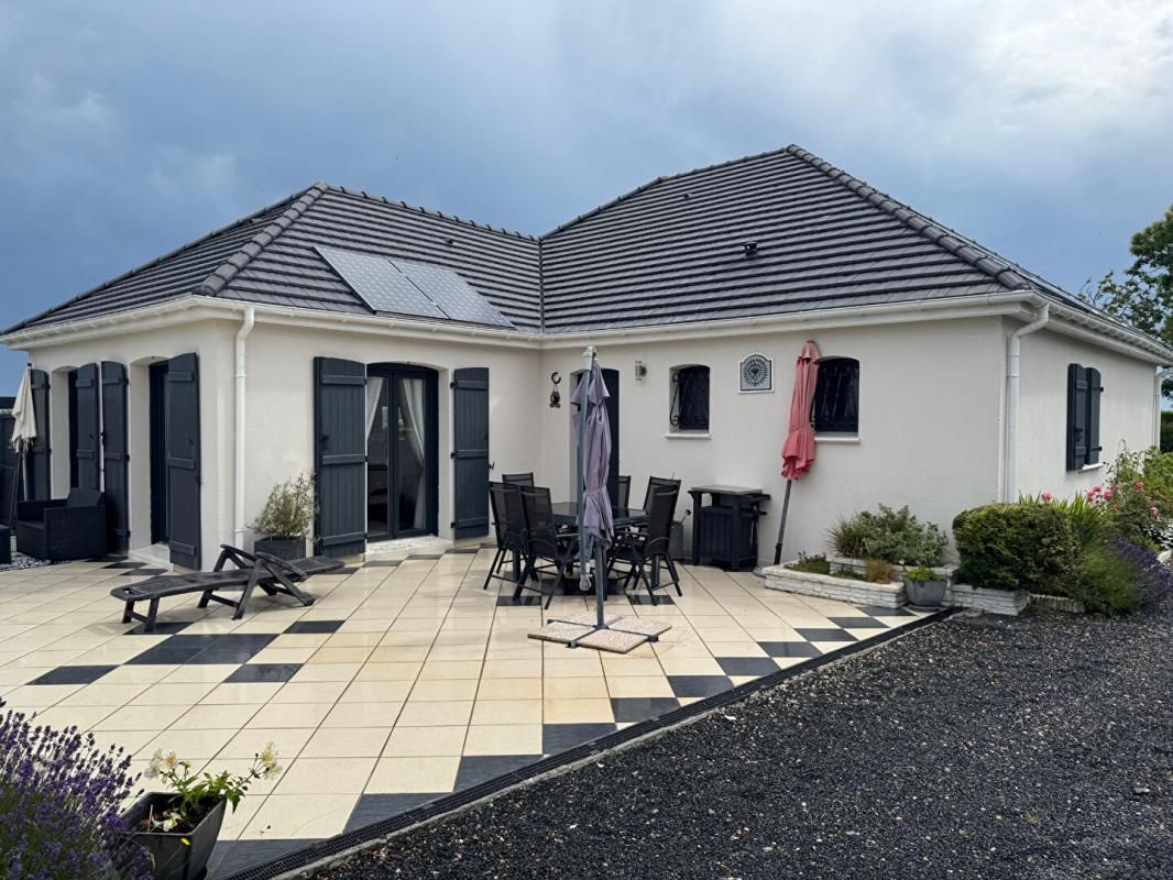 SAINT-LEONARD Maison Saint Leonard 5 pièce(s) 120 m2 2