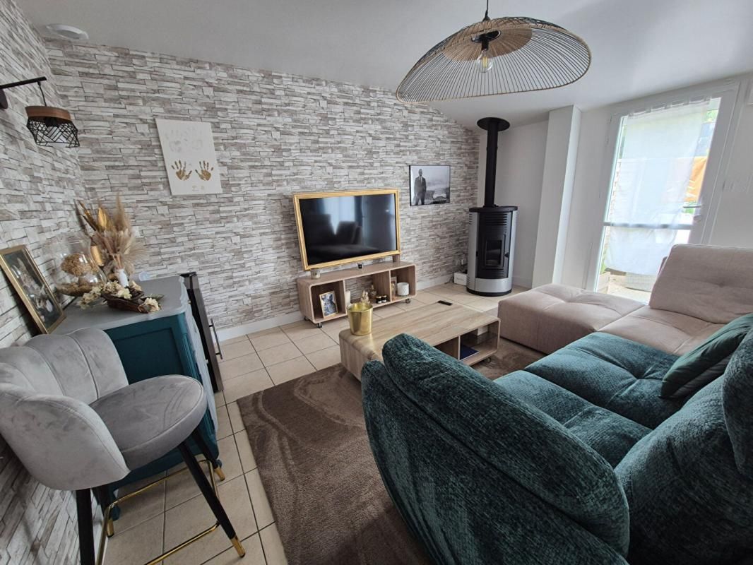 TRES BEL Appartement de 68.26 m2 refait à neuf, dans le Morbihan (14 km de Lorient ? 25 min des plages)