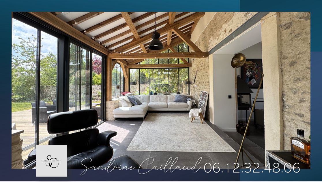 VILLIERS-EN-DESOEUVRE 3MN BRÉVAL - Maison type Grange d'Architecte - 2 chambres - véranda - cave - terrain environ 804m² - 250000 Euros HAI 3