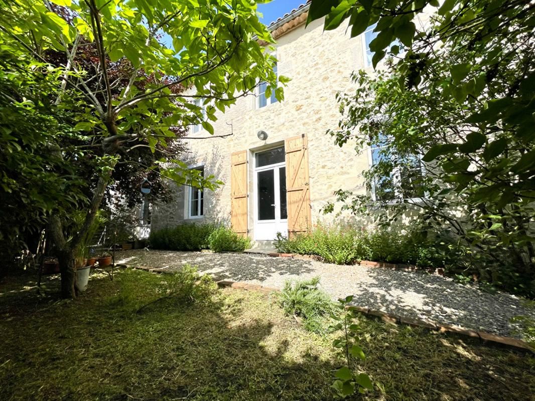 Maison Landiras 5 pièce(s) 166 m2