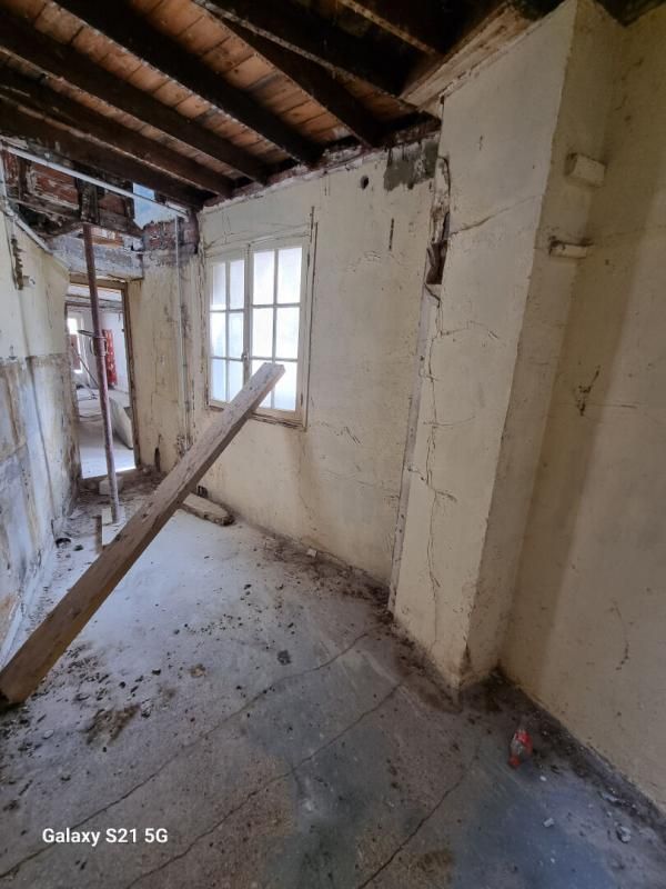DIEPPE 1er étage Plateau brut avec projet de transformation - T2 lumineux coeur de ville - Dieppe 4