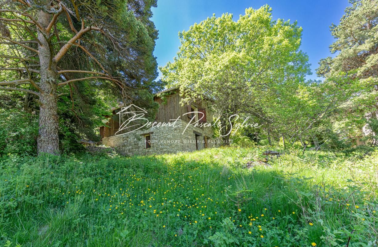 BEAUMONT-DU-VENTOUX Opportunité rare: Chalet 84,83 m² Beaumont du Ventoux (84) 189000 2