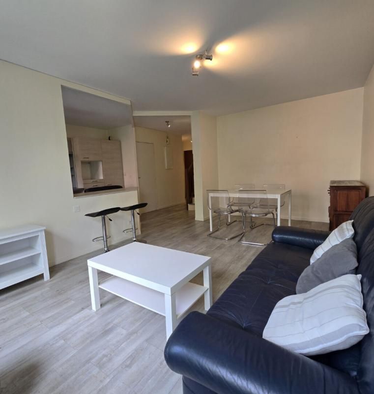 NANTES DERNIER ETAGE - DUPLEX 4 PIECES - RENTABILITE 7% 2