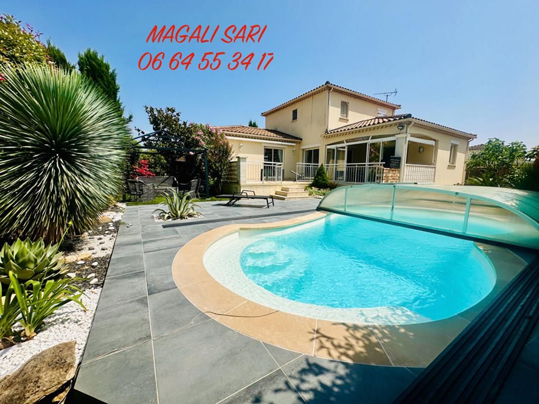 Villa Saint Hilaire De Brethmas 6 pièce(s) 158 m2 + Piscine