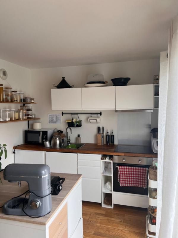 LENS T3 de 67 m² avec balcon, parking et équipements modernes 4