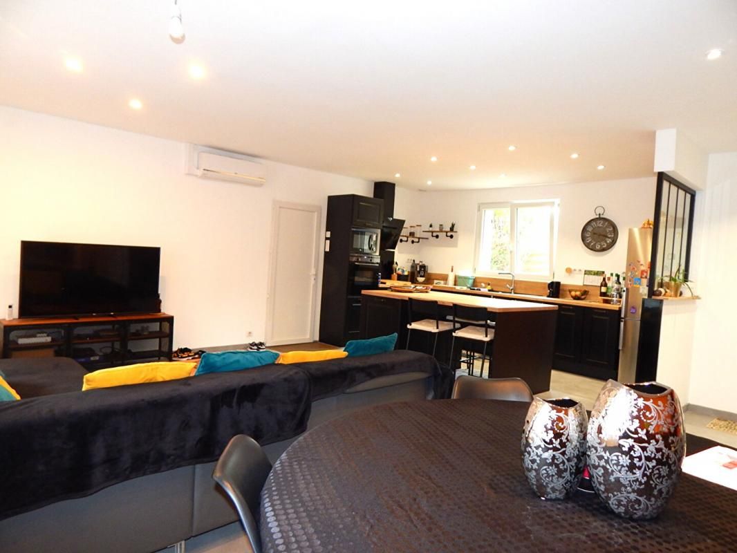 SARAN Saran .Maison plain pied 4 pièce(s) 95.59 m2 3