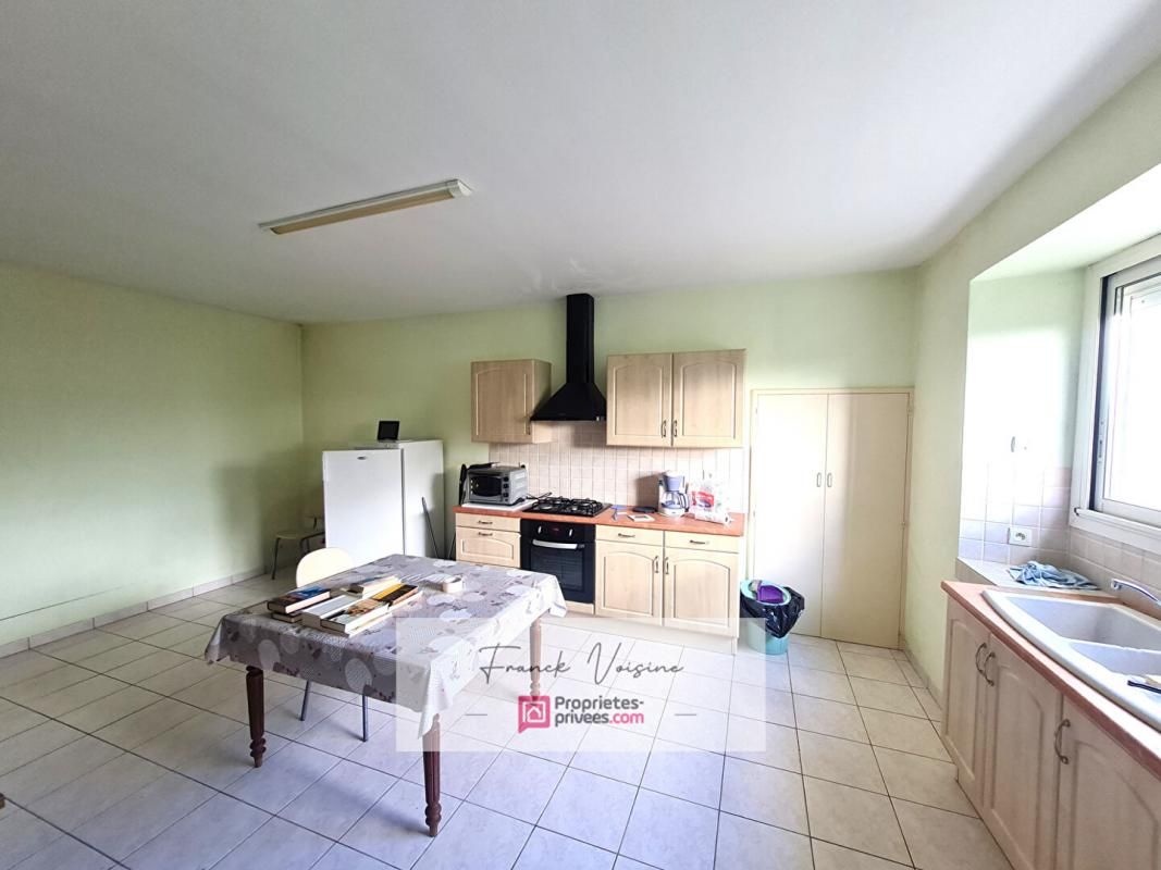 LES HERBIERS Maison A VENDRE - Les Herbiers 95 m2 env 3 chambres sur terrain de 560 M2 env 3