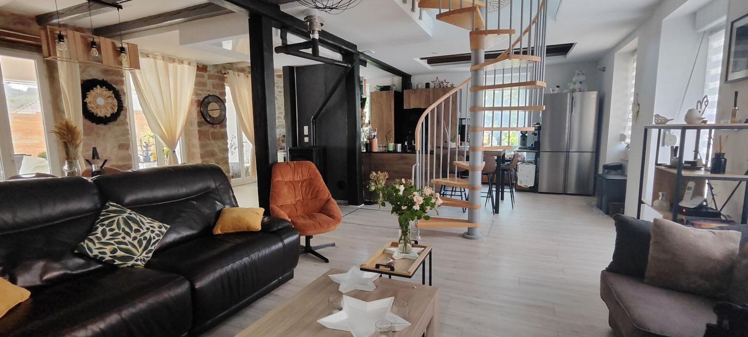 Rougemont le Château 90110 : Maison 114m² 5 pièces