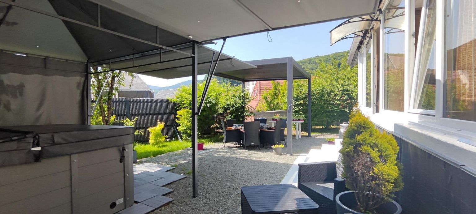 ROUGEMONT-LE-CHATEAU Rougemont le Château 90110 : Maison 114m² 5 pièces 2