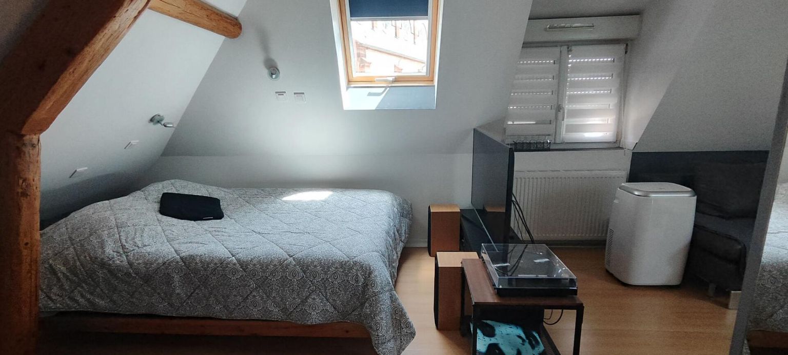 ROUGEMONT-LE-CHATEAU Rougemont le Château 90110 : Maison 114m² 5 pièces 4