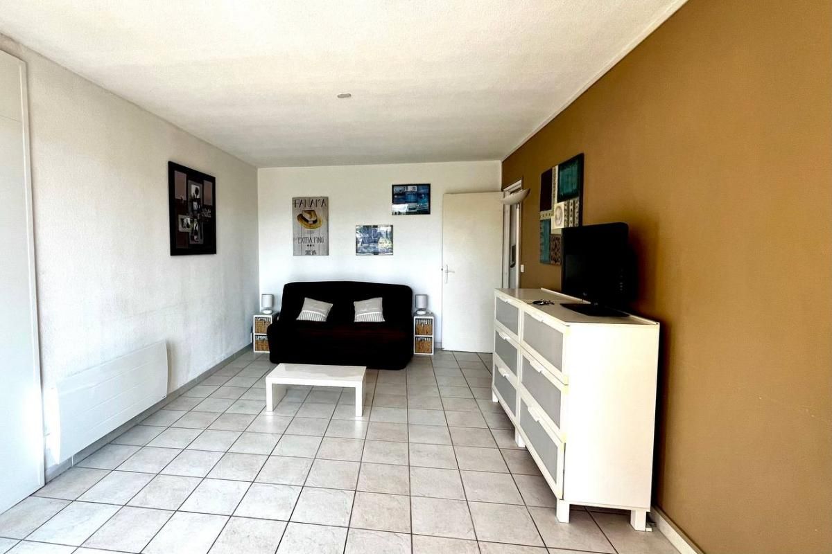 CASSIS Appartement T2 avec piscine 4