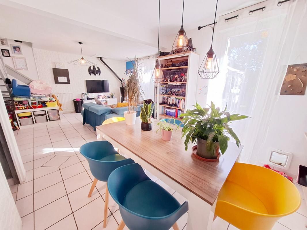 TROYES Espace, confort et lumière pour cette maison aux portes du centre ville 1
