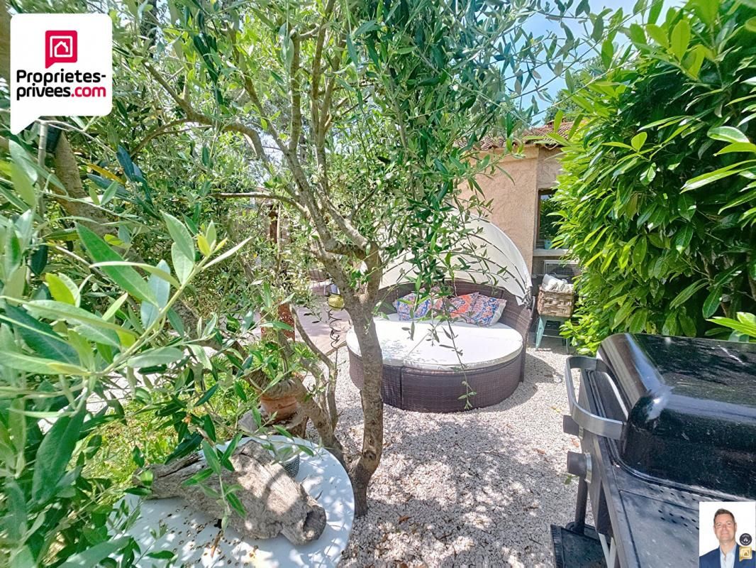 SAINT-CEZAIRE-SUR-SIAGNE Maison Duplex jumelée 3 pièces avec Jardin et Place de parking dans résidence 3