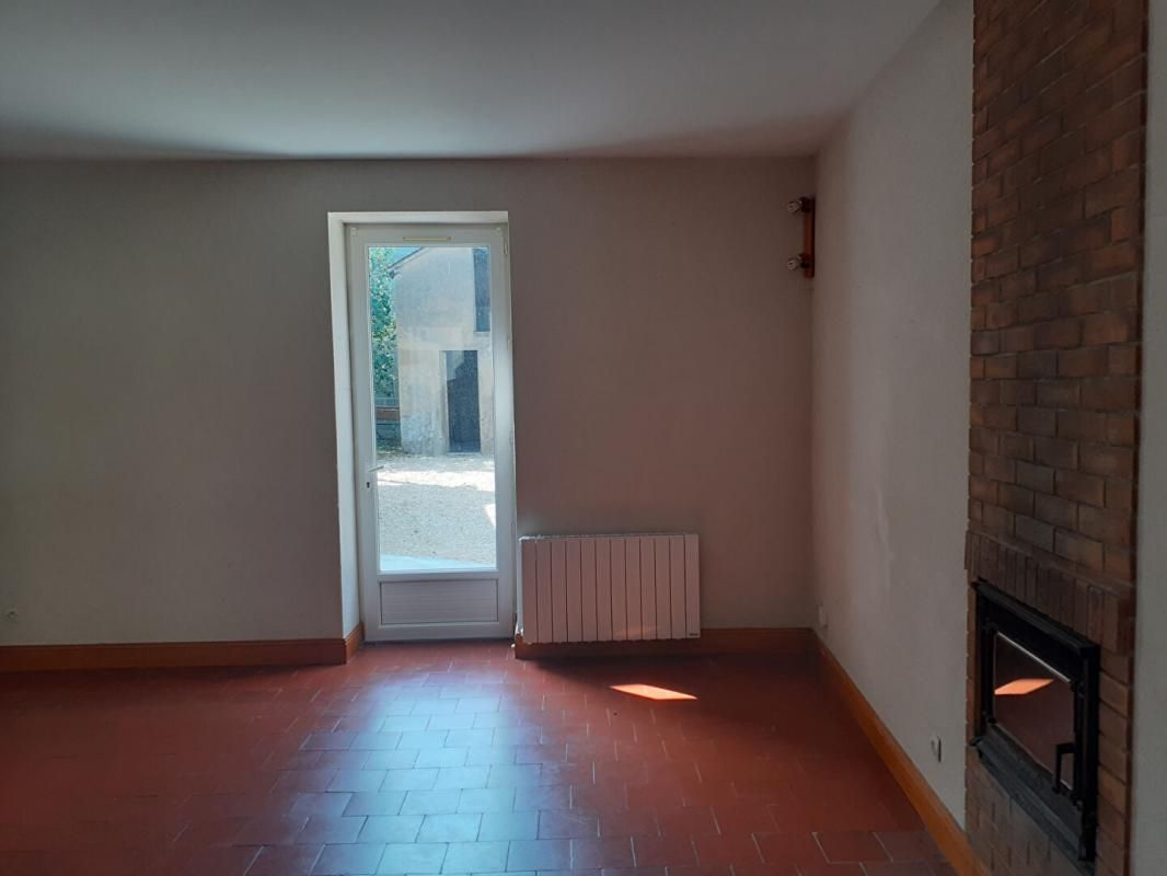 VILLAINES-SOUS-MALICORNE Maison Villaines Sous Malicorne 4 pièce(s) 80 m2 3
