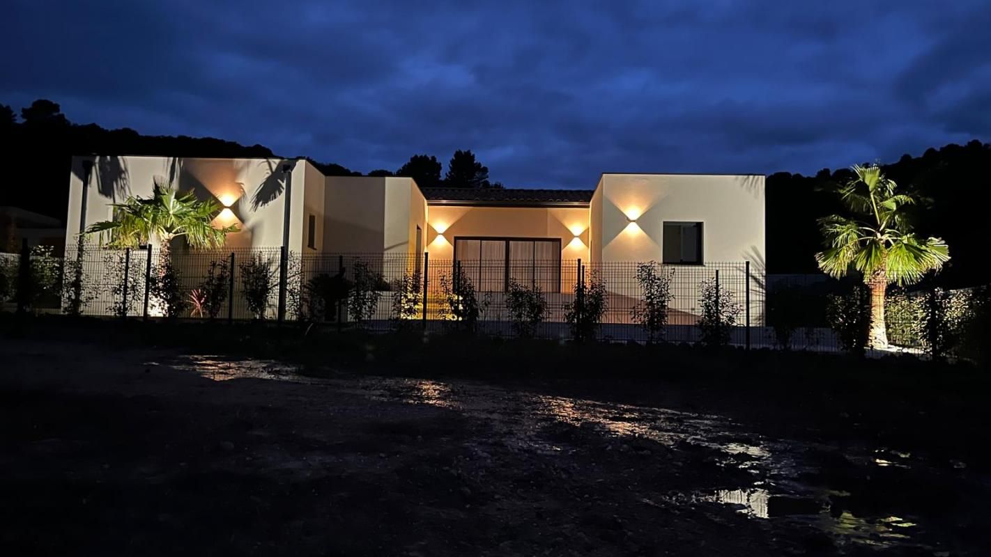 CLERMONT-L'HERAULT Villa Clermont L Herault 5 pièce(s) 149 m2 4