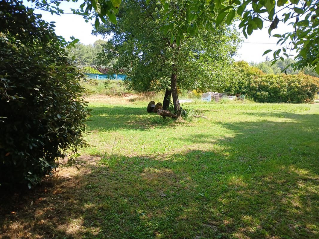 ENTRECASTEAUX Terrain agricole en bordure de rivière de 8266 m2 - Entrecasteaux 4