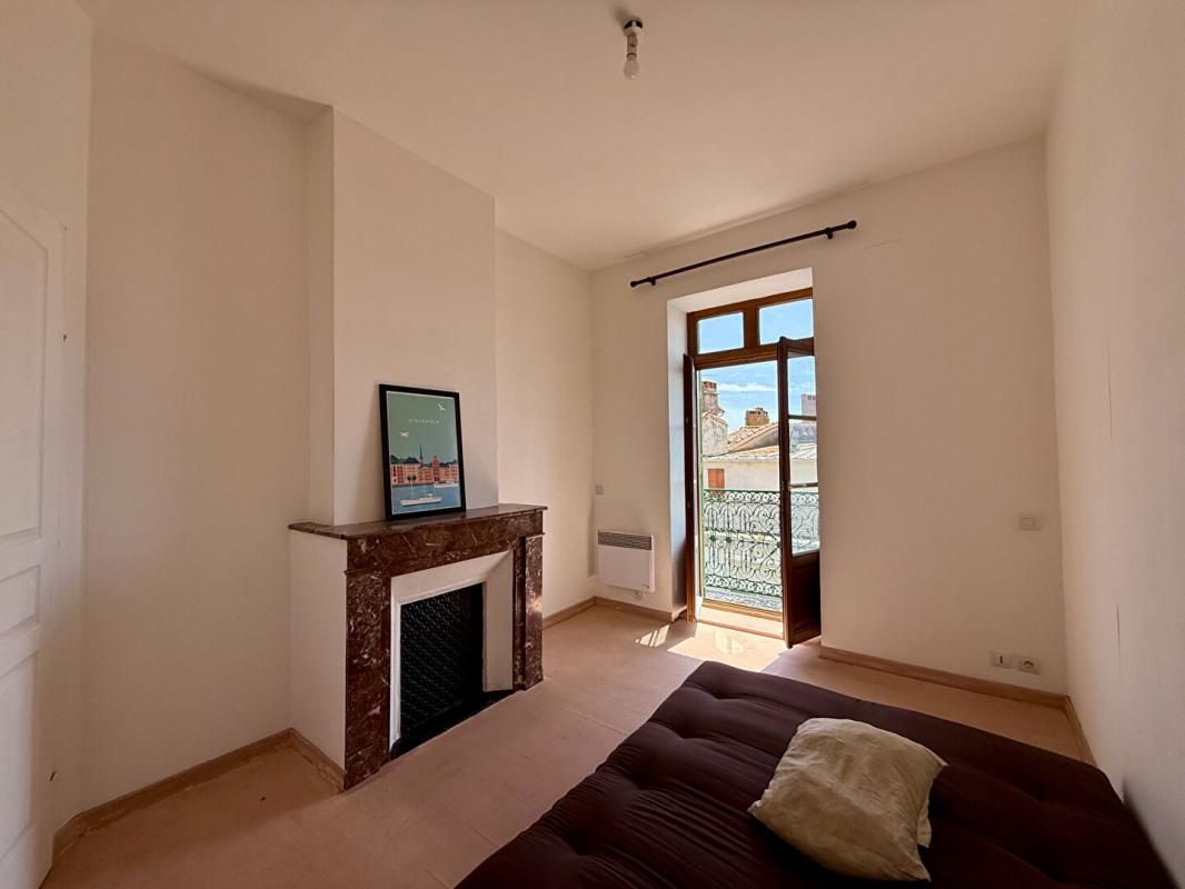BEZIERS Appartement T3 à Beziers avec balcon et terrasse de toit 3
