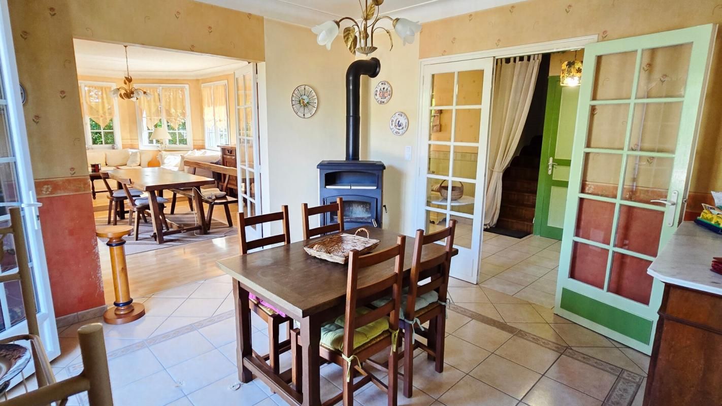 CHAUVE Propriété boisée de 6 531 m² avec Maison 5 chambres/168m² (sur sous-sol intégral) + hangar 400m² + carport/préau 90m² 3