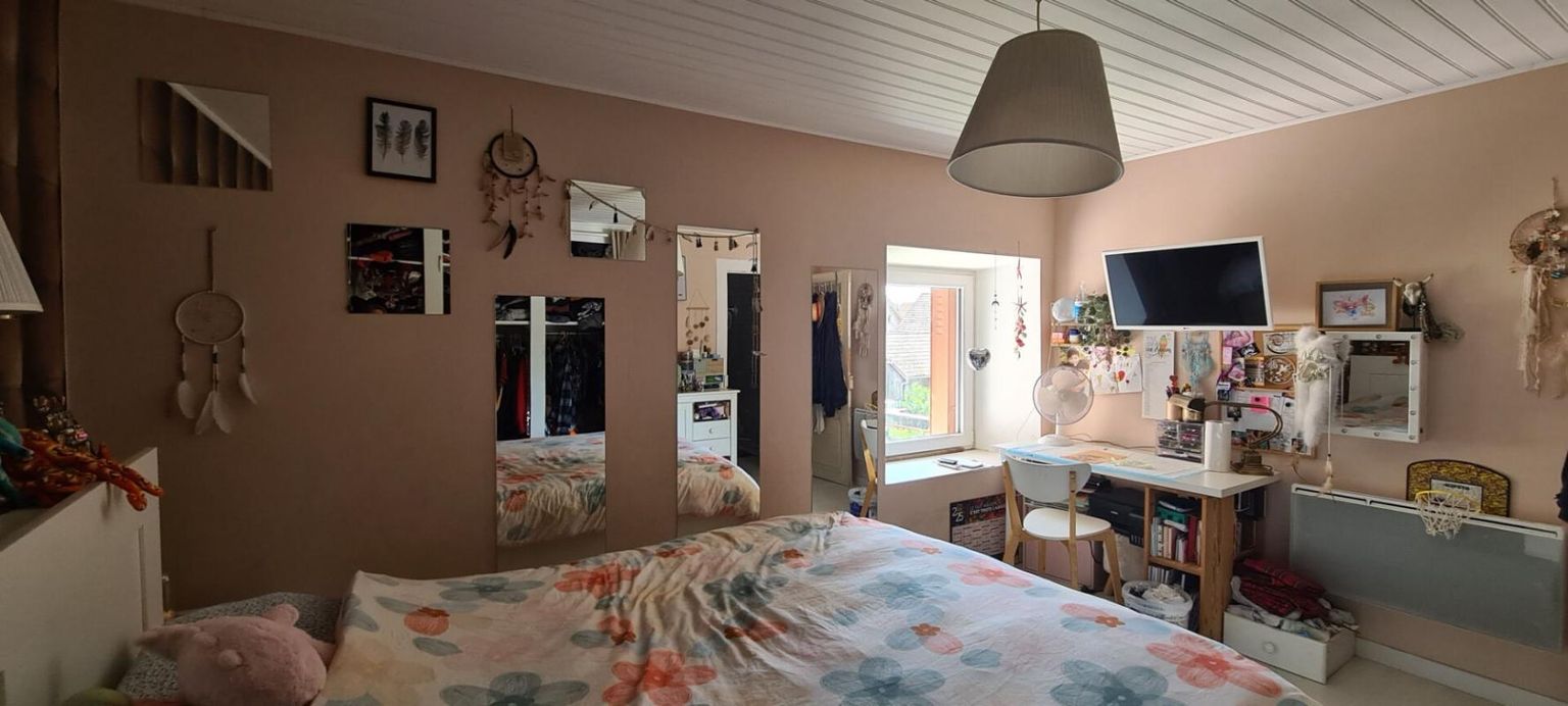 LEPUIX Maison en pierre au coeur du village, 3 chambres, terrain 14 ares, à deux pas des écoles ! 4