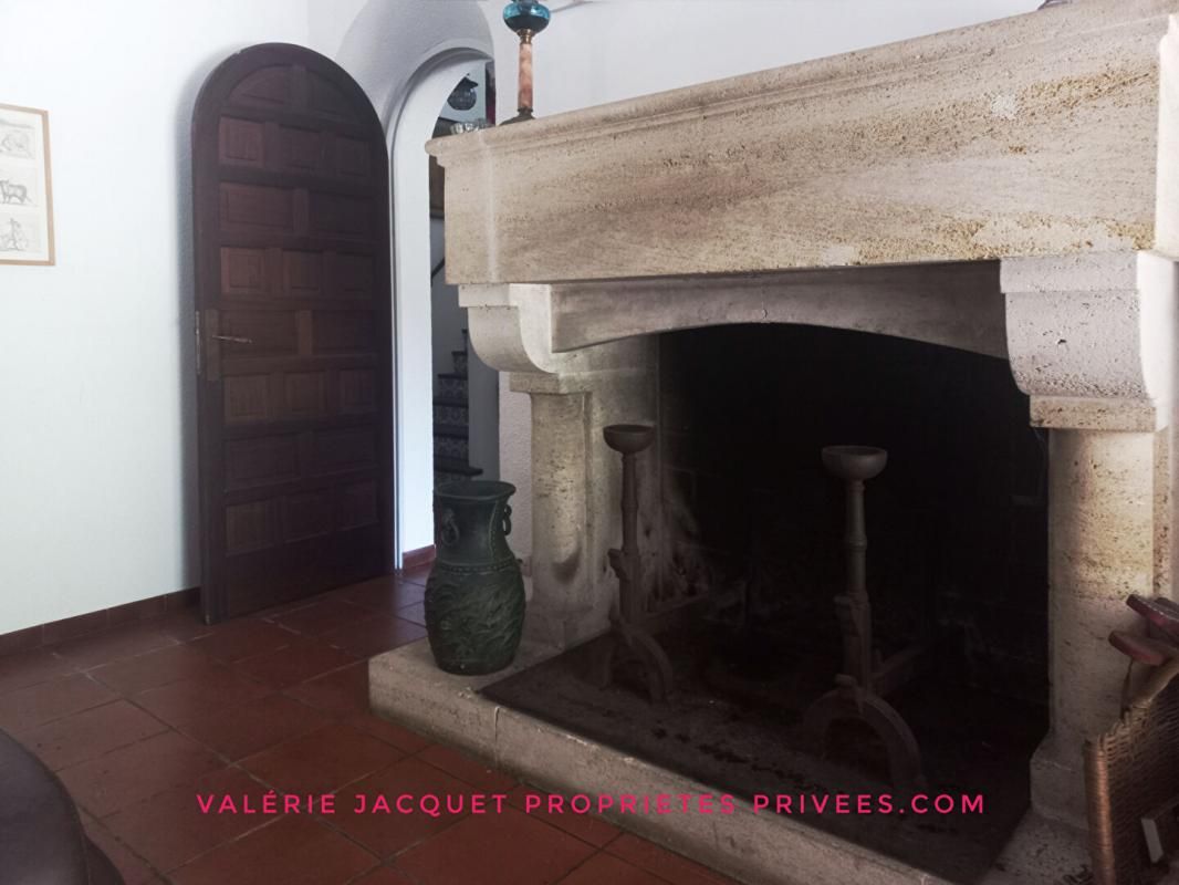 LIBOURNE Maison 10 km sud de Libourne 2
